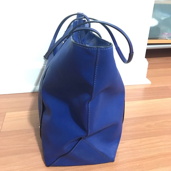 Lady’s Blue Tumi Bag, New with defect - Picture 4 of 9